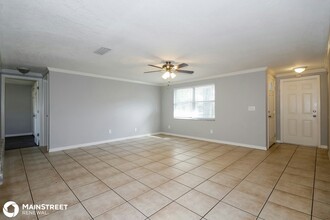 710 Caliente Dr in Brandon, FL - Building Photo - Building Photo