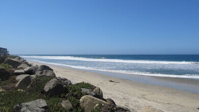 1460 Seacoast Dr in Imperial Beach, CA - Building Photo - Building Photo