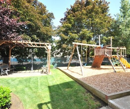 Emerald Pointe Apartments in Gresham, OR - Foto de edificio - Building Photo