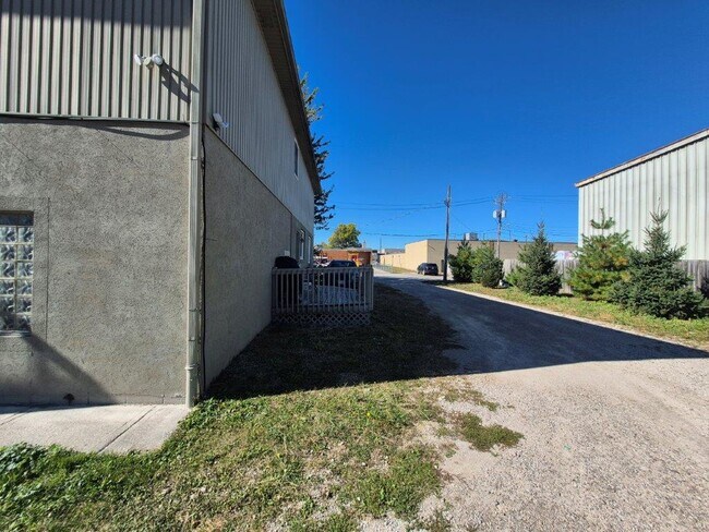 35 Gordon Ave in Essex, ON - Building Photo - Building Photo