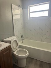3971 SW 12th Pl in Fort Lauderdale, FL - Building Photo - Building Photo