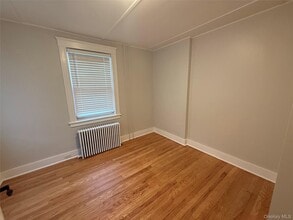 21 Lake St in Highland Falls, NY - Building Photo - Building Photo