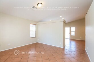 2291 E Derringer Way, Unit 1-310 in Chandler, AZ - Building Photo - Building Photo