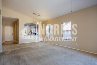 1591 E Desert Breeze Dr in Casa Grande, AZ - Building Photo - Building Photo