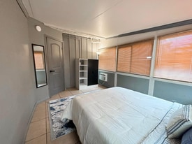 6913 Cocos Dr in Orlando, FL - Building Photo