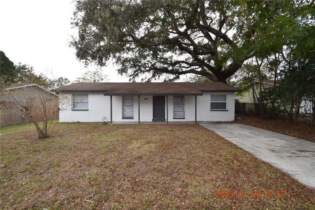 1032 Jadewood Ave in Clearwater, FL - Building Photo