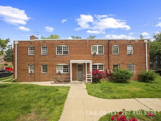 property at 4233 1st St SE