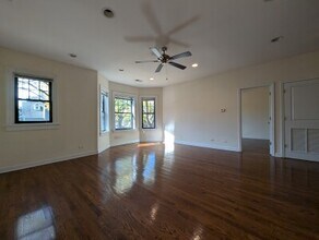 1821 W Leland Ave, Unit 1 in Chicago, IL - Building Photo - Building Photo