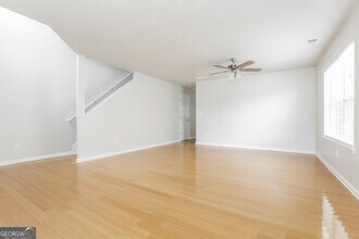 3005 Pebble Creek Ln in College Park, GA - Building Photo - Building Photo