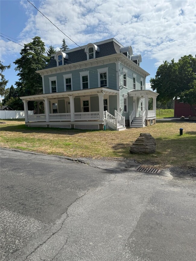 29 Edenville Rd in Warwick, NY - Building Photo - Building Photo