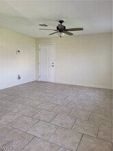 1927 Helen Ave in North Las Vegas, NV - Building Photo - Building Photo