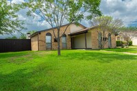 4505 Las Hadas St in Mesquite, TX - Foto de edificio - Building Photo