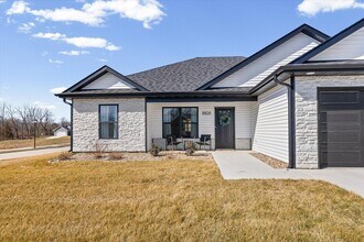 5909 Serviceberry Terrace in Columbia, MO - Building Photo - Building Photo
