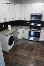 3415 N Seminary Ave, Unit 2F in Chicago, IL - Foto de edificio - Building Photo