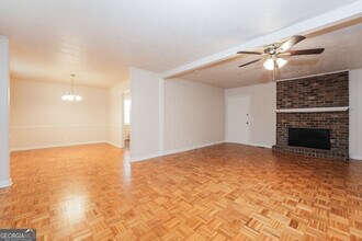 2236 Kings Forest Dr SE in Conyers, GA - Building Photo - Building Photo