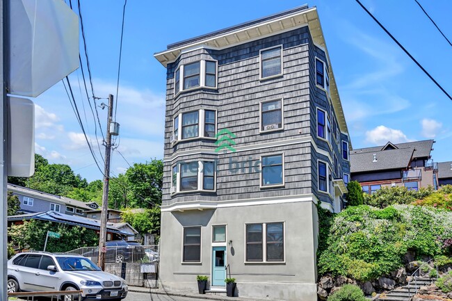 property at 317 Lakeside Ave S