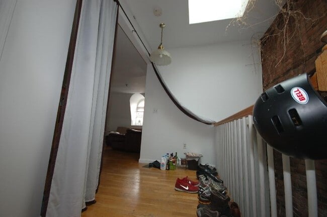 168 Northampton St, Unit 4 in Boston, MA - Foto de edificio - Building Photo