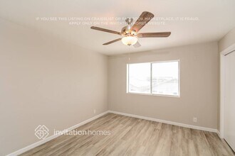 8793 W Laurel Ln in Peoria, AZ - Building Photo - Building Photo
