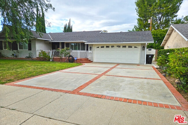 property at 22337 Cantara St