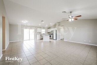218 Blackstone Dr in Ft. Myers, FL - Building Photo - Building Photo