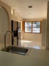 9831 NW 1st Ct in Plantation, FL - Building Photo - Building Photo