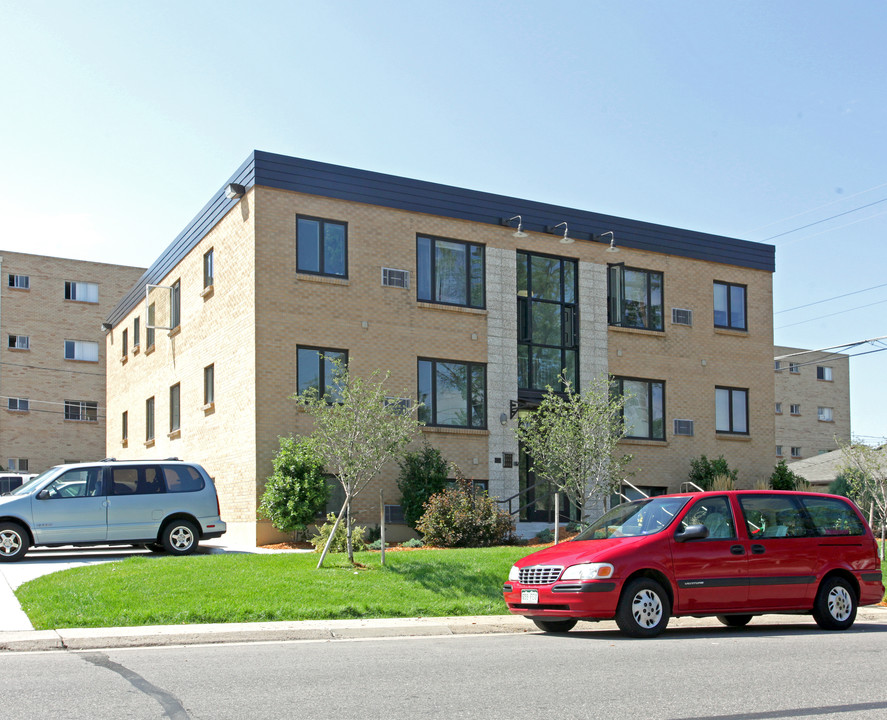 Ruth Campbell Manor in Aurora, CO - Building Photo