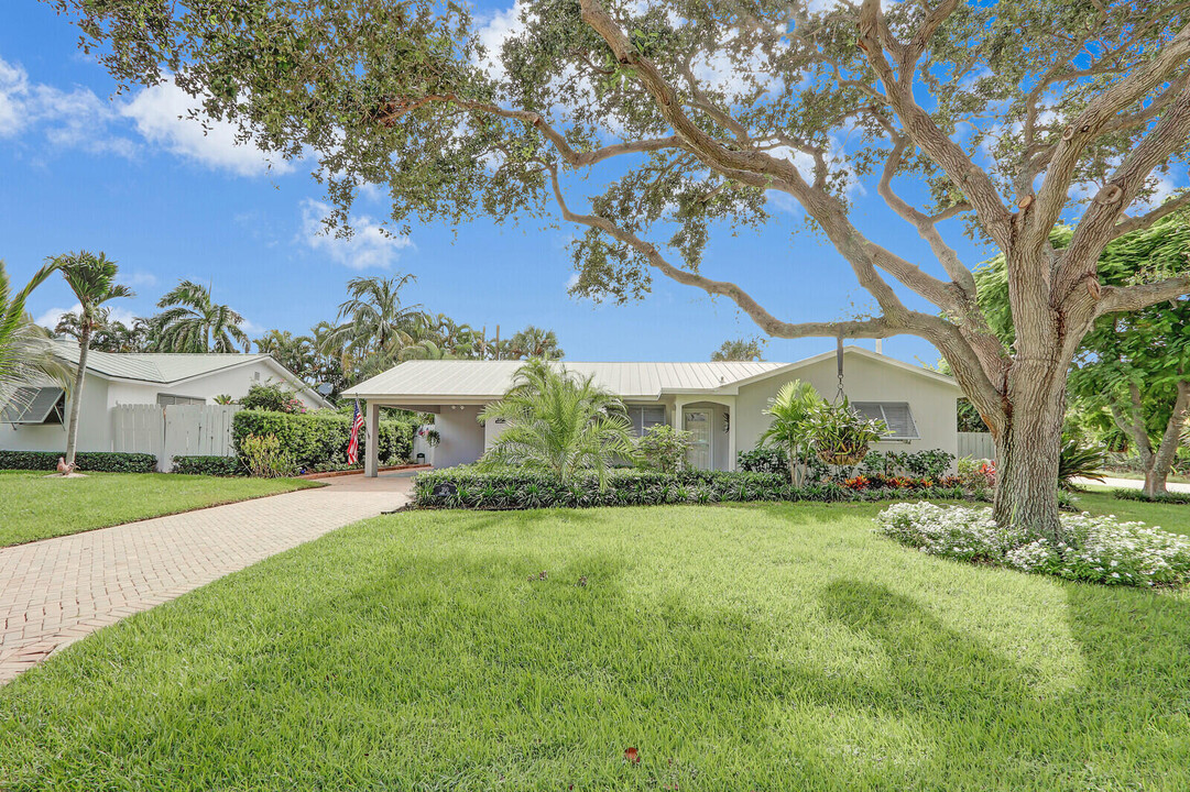 350 Venus Ave in Jupiter, FL - Building Photo