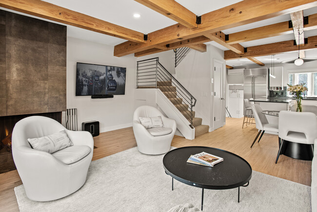 424 Park Cir in Aspen, CO - Building Photo - Building Photo