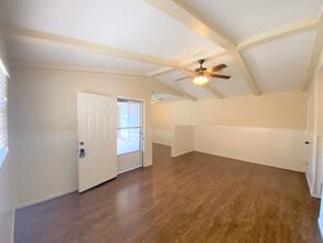 4210 18th St in Lubbock, TX - Building Photo - Building Photo