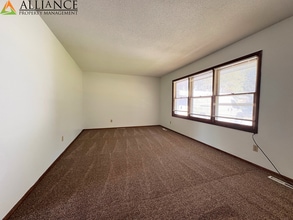 3125 Shaffer St in Manhattan, KS - Building Photo - Building Photo
