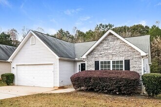 5035 Larkspur Ln in Atlanta, GA - Building Photo - Building Photo