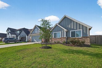 31410 Hexan Hts Ln in Fulshear, TX - Building Photo - Building Photo
