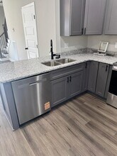 402 E Bledsoe St in Gallatin, TN - Building Photo - Building Photo