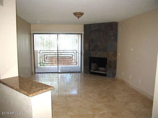 3235 E Camelback Rd-Unit -220 in Phoenix, AZ - Building Photo - Building Photo