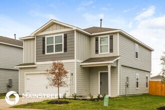 4176 Rawhide Pk in New Braunfels, TX - Building Photo - Building Photo