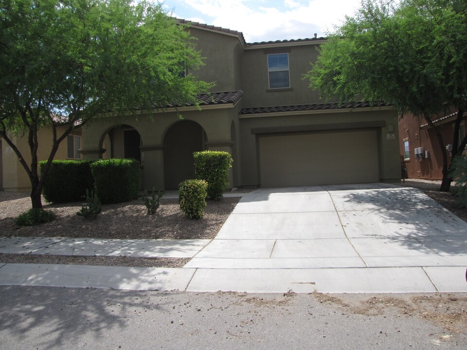 9548 S Orange Mallow Dr in Tucson, AZ - Foto de edificio