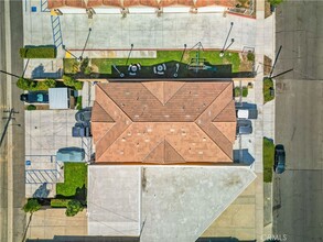 110 S Date Ave, Unit 4 in Rialto, CA - Building Photo - Building Photo