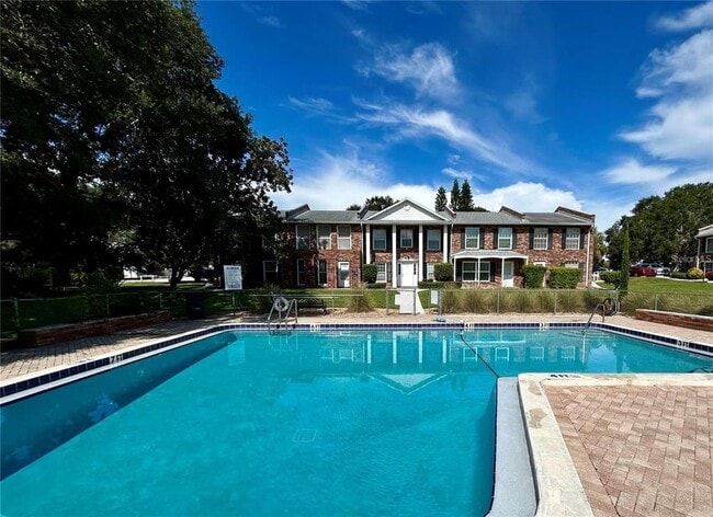 property at 5850 Cypress Gardens Blvd