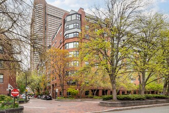 Residences at Copley Place in Boston, MA - Building Photo - Building Photo