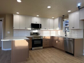 919 Cove Arm Cir in Nampa, ID - Building Photo - Building Photo