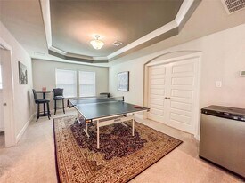 15135 Botanical Garden Dr in Conroe, TX - Building Photo