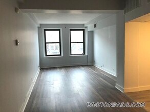475 Commonwealth Ave in Boston, MA - Foto de edificio - Building Photo