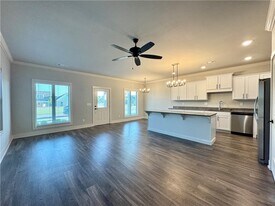 832 NE Hts Ln in Bentonville, AR - Building Photo