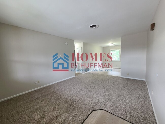 912 Parkview Dr in Boonville, IN - Building Photo - Building Photo