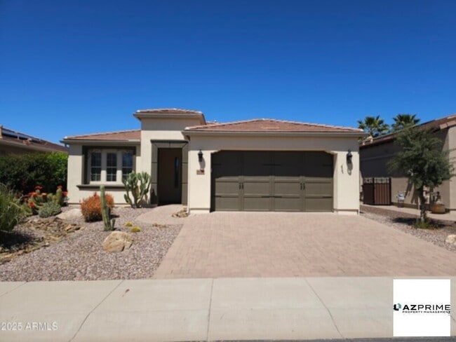 property at 1674-1674 E Azafran Trail