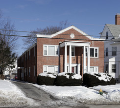 167 Norwood Ave in Cranston, RI - Foto de edificio - Building Photo