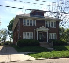 515 Schiller Ave, Unit 2