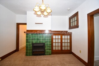 1832 Crafton Blvd, Unit 1832A in Pittsburgh, PA - Building Photo - Building Photo