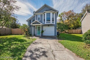 518 Tuxedo Ct in Jacksonville, FL - Building Photo