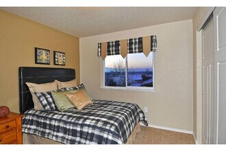 2121 Saison St in Fort Collins, CO - Foto de edificio - Building Photo